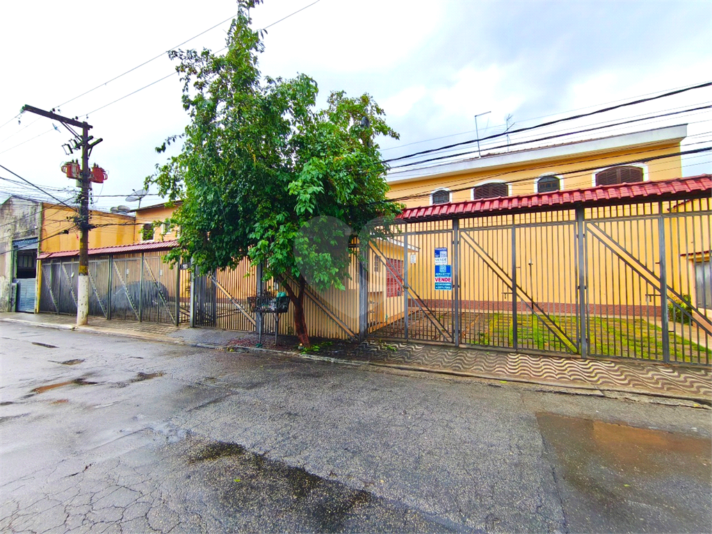 Excelente Sobrado em Condomínio Fechado – Vila Sabrina