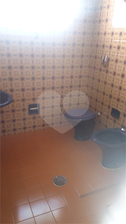 lindo sobrado com ótima localização!!!