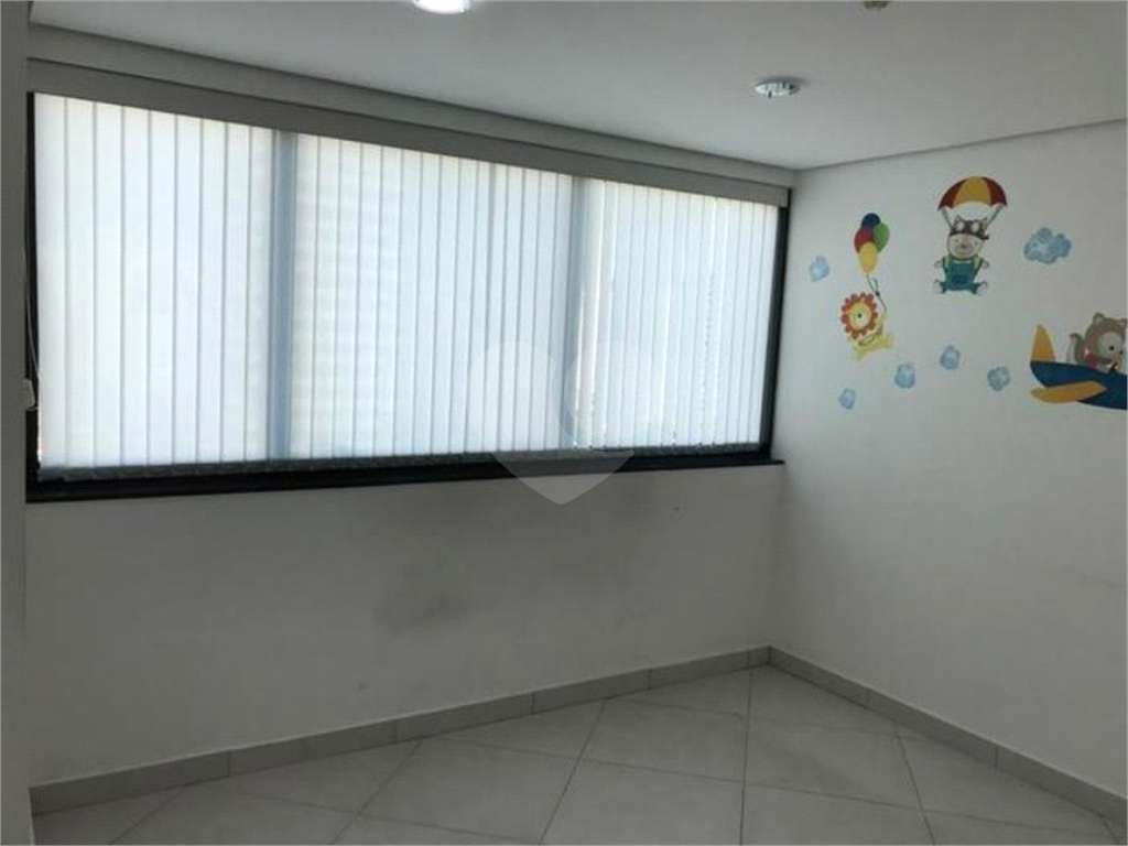 Sala Comercial Reformada em Moema Pássaros 
