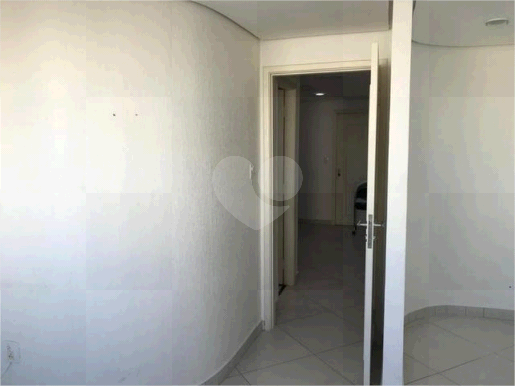 Sala Comercial Reformada em Moema Pássaros 