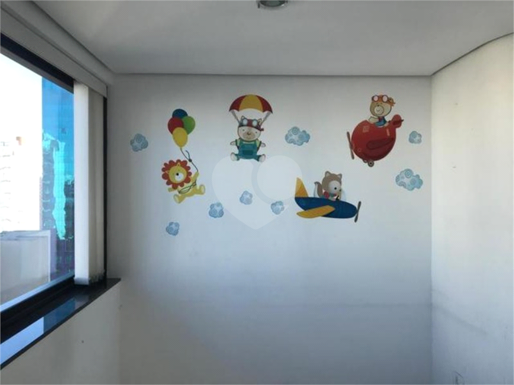 Sala Comercial Reformada em Moema Pássaros 
