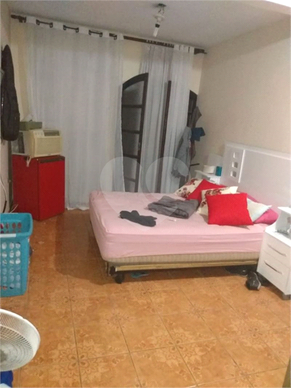 CASA A VENDA NO PARQUE EDU CHAVES - 2 SUÍTES E 1 VAGA DE GARAGEM