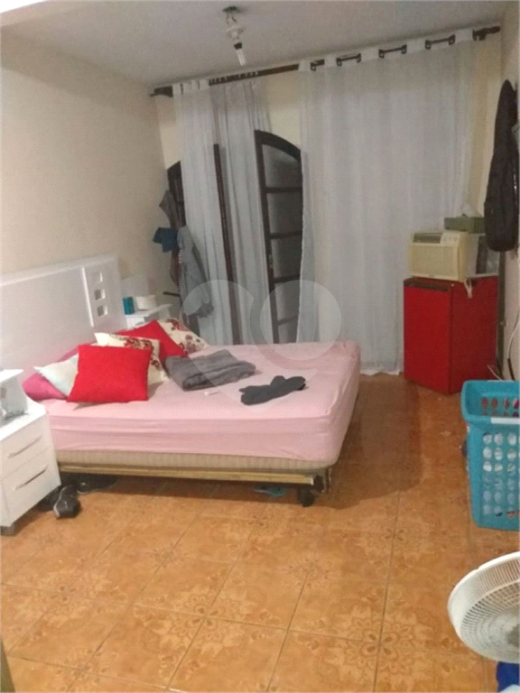 CASA A VENDA NO PARQUE EDU CHAVES - 2 SUÍTES E 1 VAGA DE GARAGEM