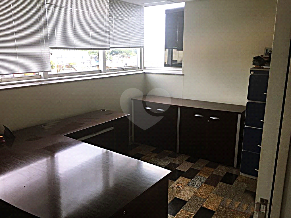DUAS salas comerciais em Santana integradas. 5 minutos a pé do Metrô