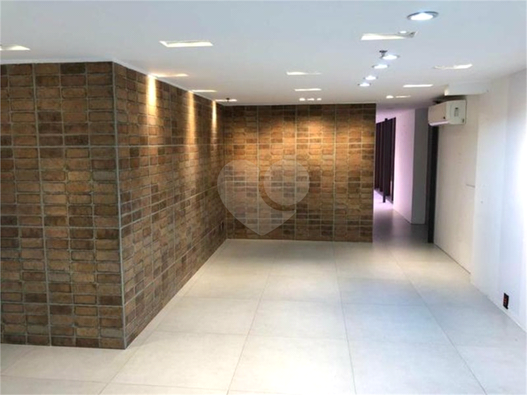 Sala Comercial em Várzea da Barra Funda