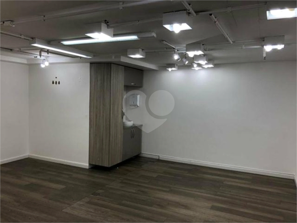Sala Comercial em Várzea da Barra Funda
