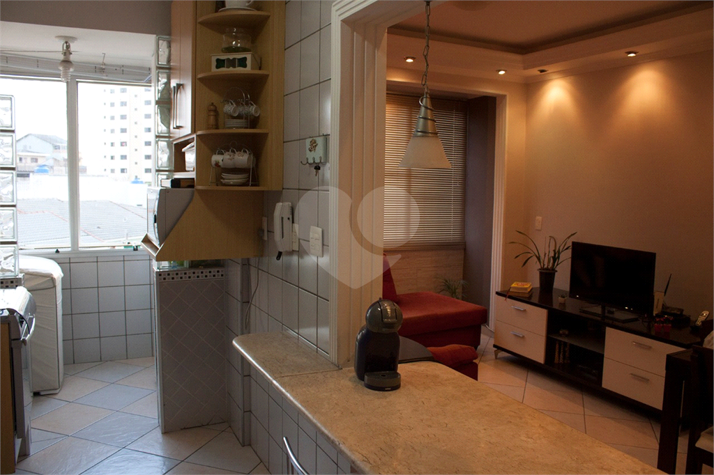 APARTAMENTO em VILA ROSÁLIA