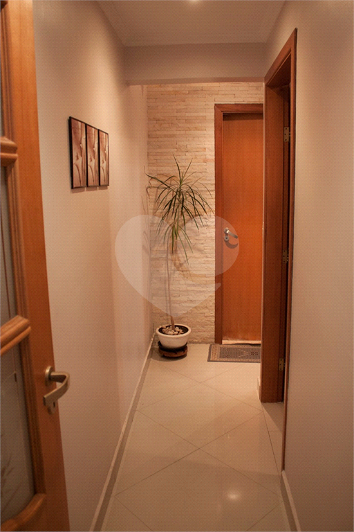APARTAMENTO em VILA ROSÁLIA