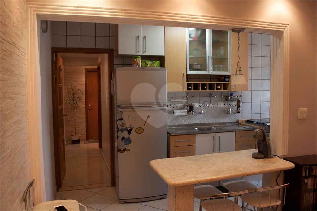 APARTAMENTO em VILA ROSÁLIA