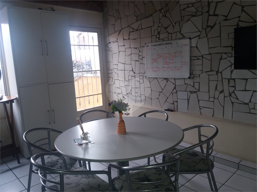 RESIDENCIA PROXIMA A ATALIBA LEONEL