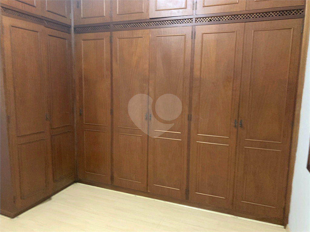 Sobrado á Venda ou Locação