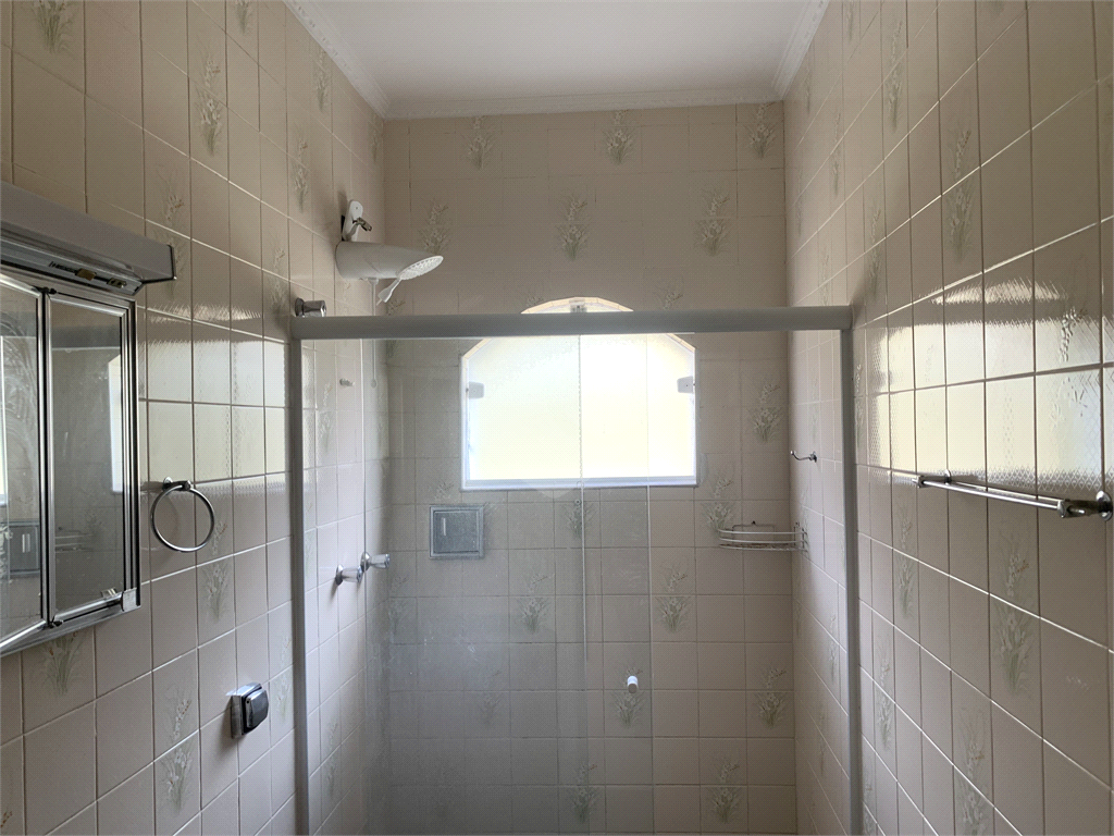 Sobrado á Venda ou Locação