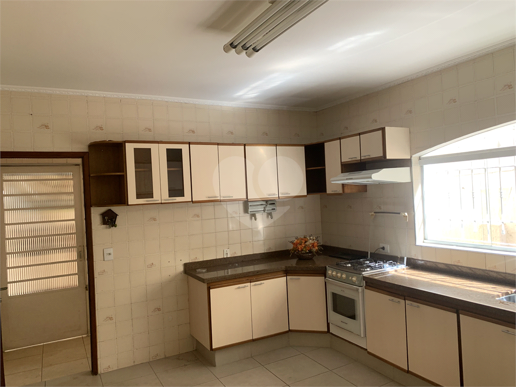 Sobrado á Venda ou Locação