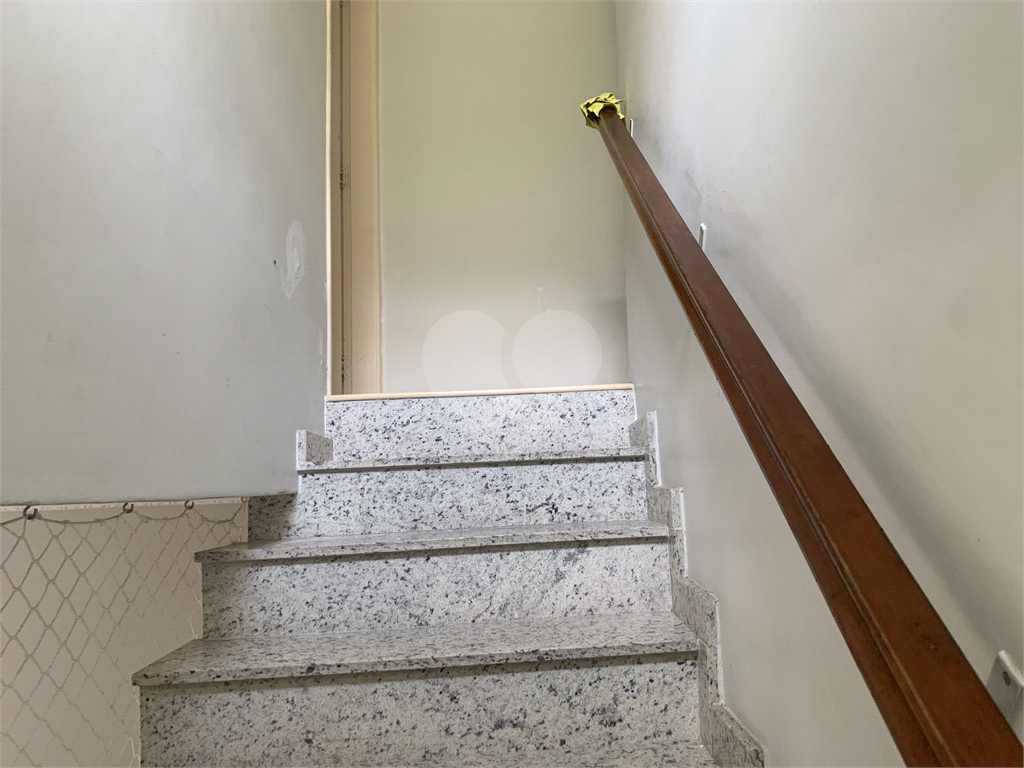 Sobrado á Venda ou Locação