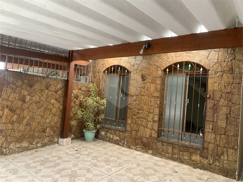 Sobrado á Venda ou Locação