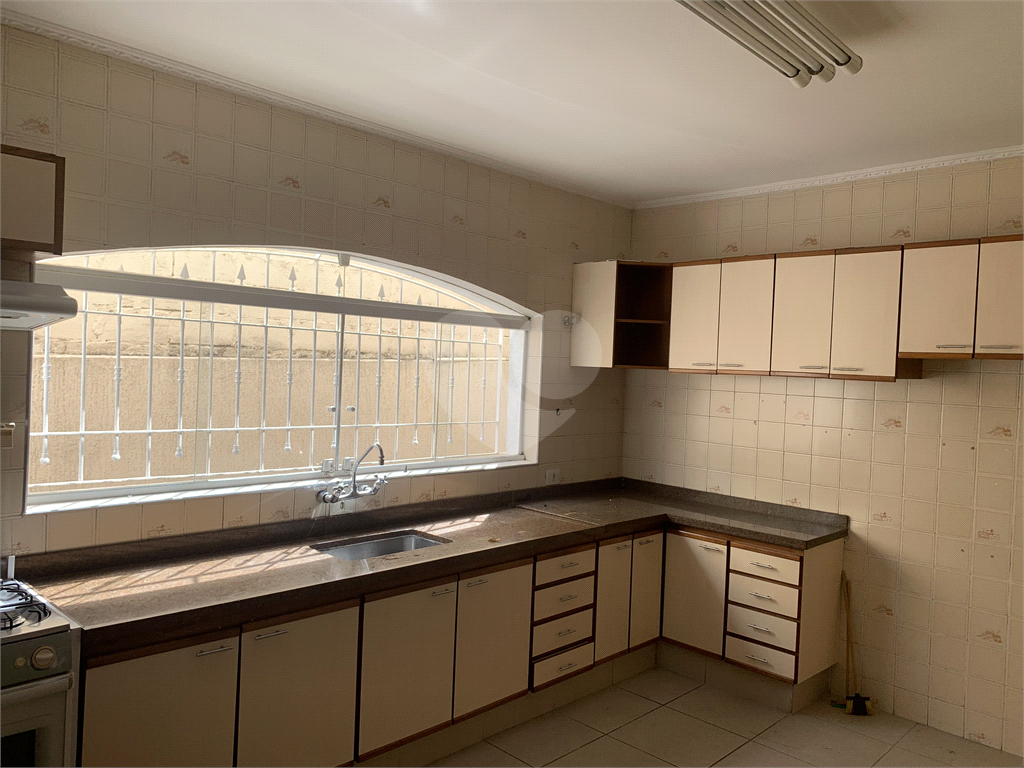 Sobrado á Venda ou Locação