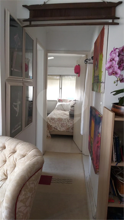 APARTAMENTO em MOEMA