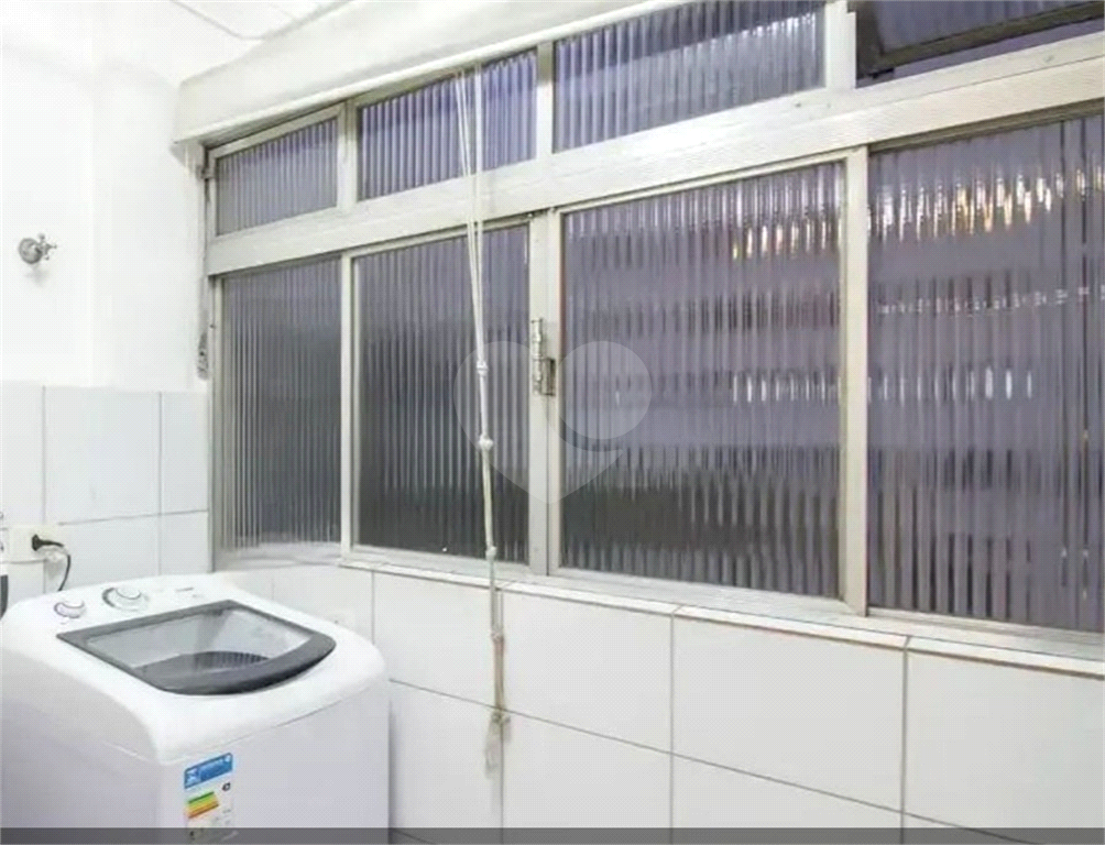 APARTAMENTO em MOEMA
