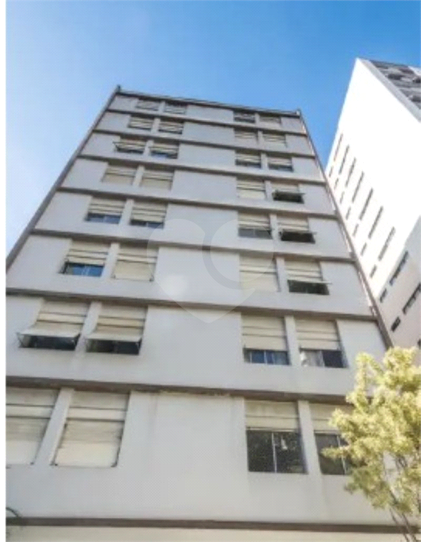 APARTAMENTO em MOEMA
