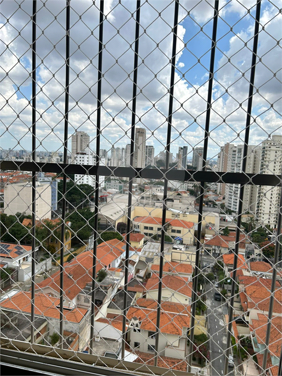03 dormitórios, 01 suite, 02 vagas fixas são 80 metros quadrado , próxima ao Metro Santana.