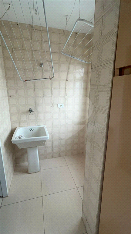 03 dormitórios, 01 suite, 02 vagas fixas são 80 metros quadrado , próxima ao Metro Santana.