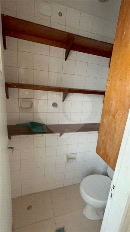 03 dormitórios, 01 suite, 02 vagas fixas são 80 metros quadrado , próxima ao Metro Santana.