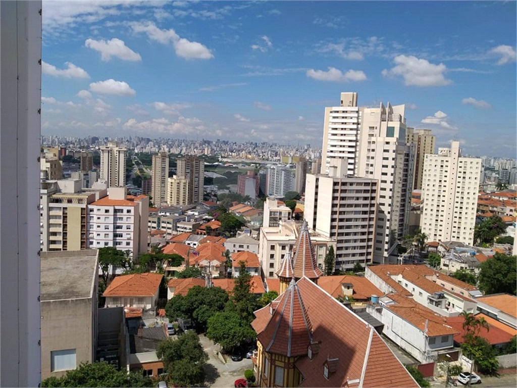 03 dormitórios, 01 suite, 02 vagas fixas são 80 metros quadrado , próxima ao Metro Santana.