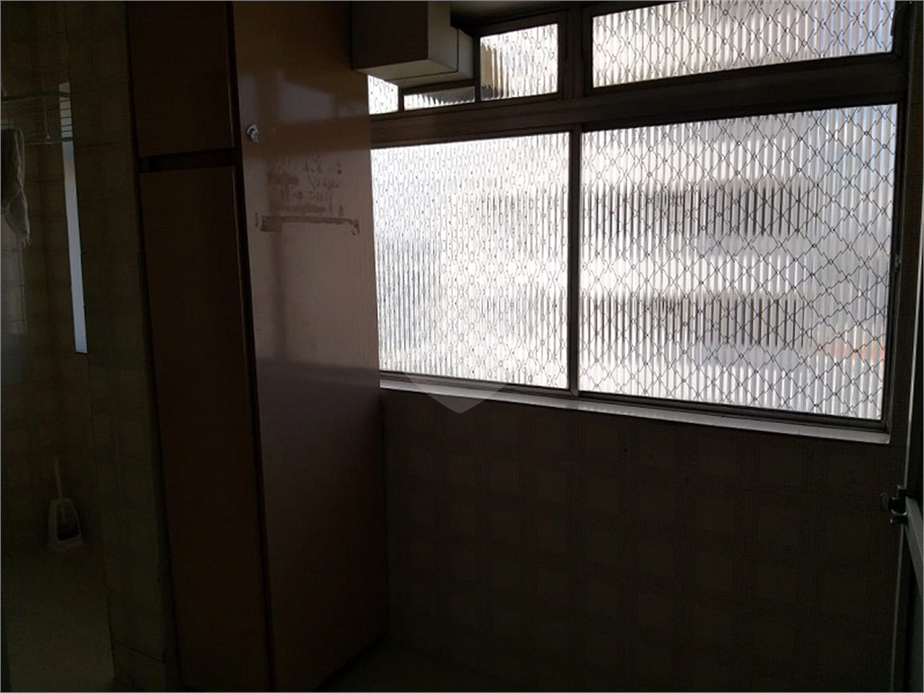 03 dormitórios, 01 suite, 02 vagas fixas são 80 metros quadrado , próxima ao Metro Santana.
