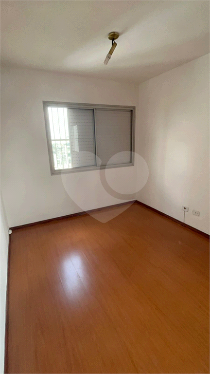 03 dormitórios, 01 suite, 02 vagas fixas são 80 metros quadrado , próxima ao Metro Santana.