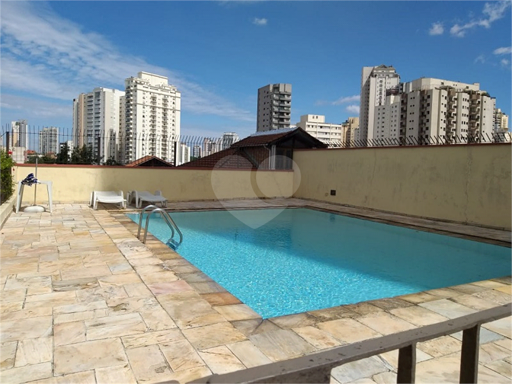 03 dormitórios, 01 suite, 02 vagas fixas são 80 metros quadrado , próxima ao Metro Santana.