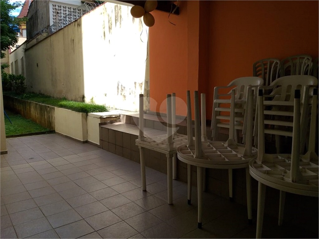 03 dormitórios, 01 suite, 02 vagas fixas são 80 metros quadrado , próxima ao Metro Santana.