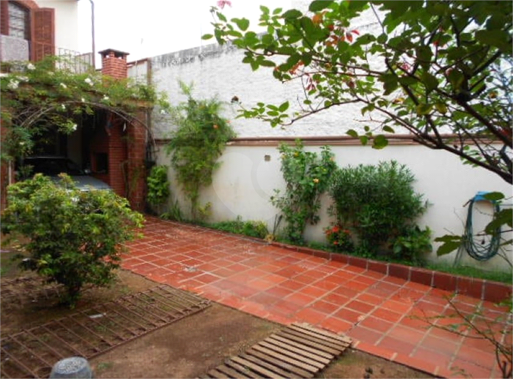 Casa à venda com 4 quartos, 200m² - Foto 21