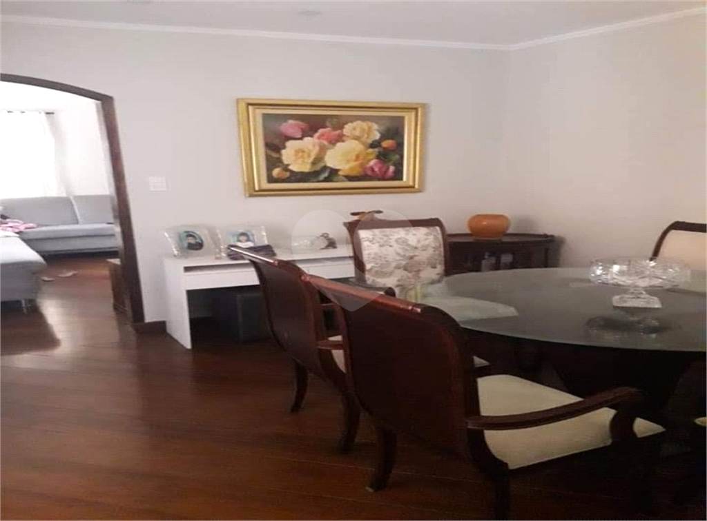 Casa à venda com 4 quartos, 200m² - Foto 3