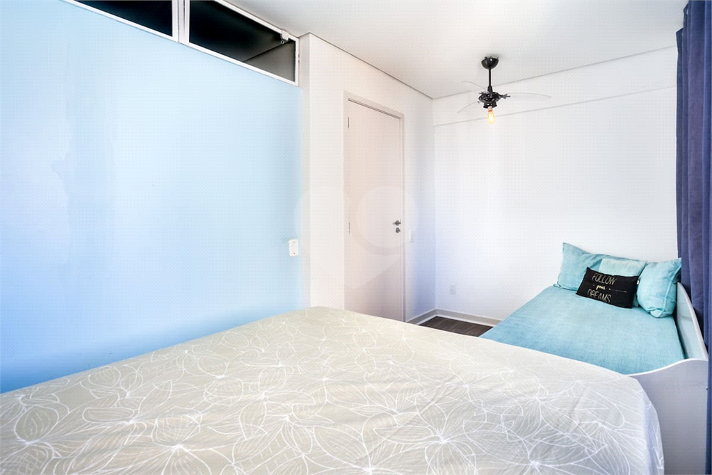 APARTAMENTO em CENTRO