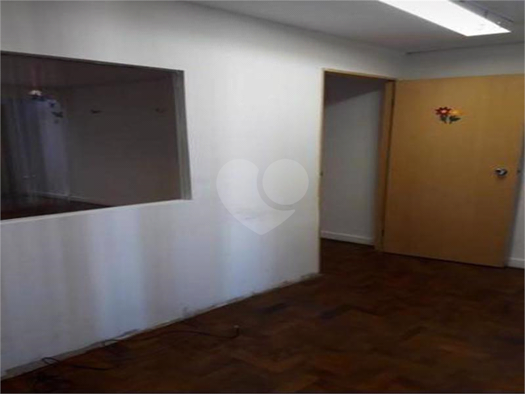 Sala Comercial no Centro