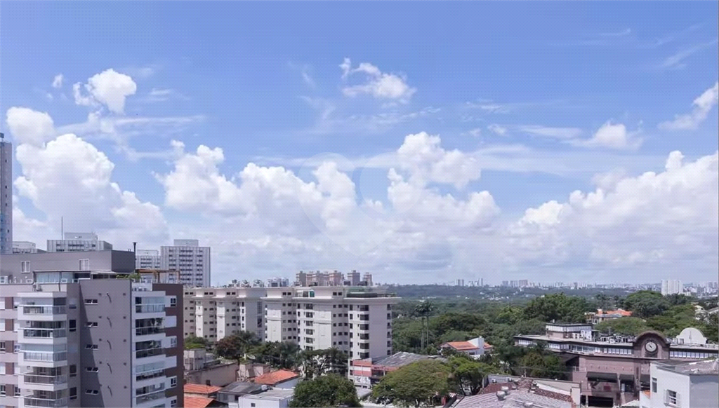 APARTAMENTO À VENDA NO ALTO DA LAPA