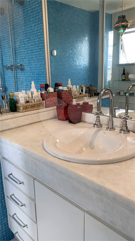 APARTAMENTO À VENDA NO ALTO DA LAPA