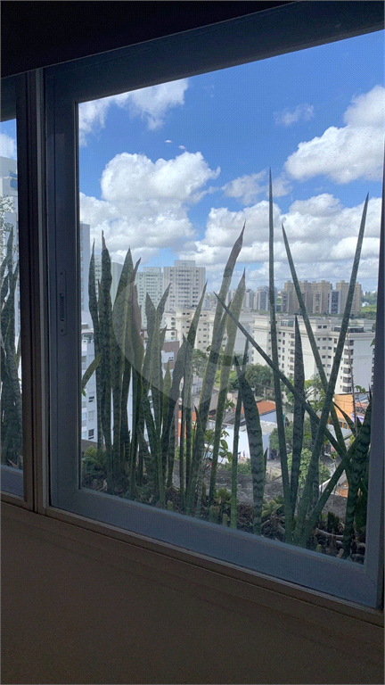 APARTAMENTO À VENDA NO ALTO DA LAPA