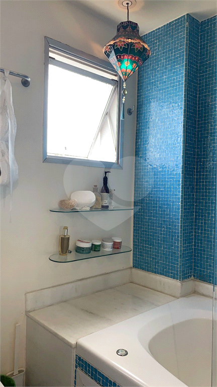 APARTAMENTO À VENDA NO ALTO DA LAPA