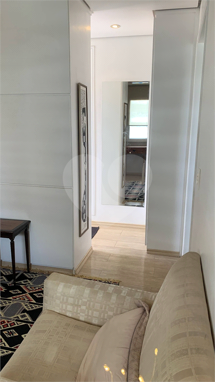 APARTAMENTO À VENDA NO ALTO DA LAPA