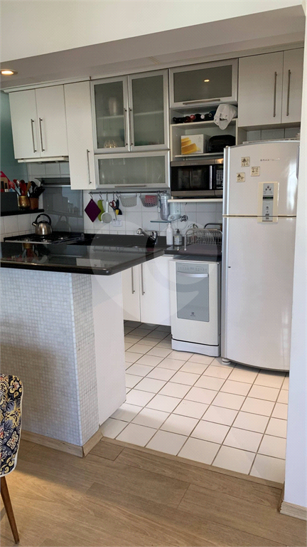 APARTAMENTO À VENDA NO ALTO DA LAPA