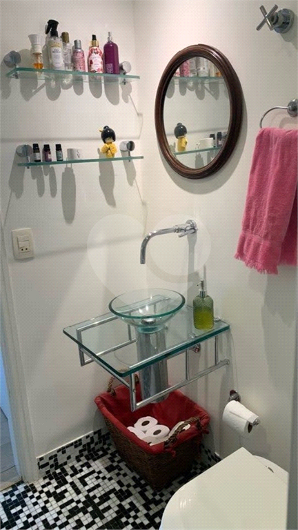 APARTAMENTO À VENDA NO ALTO DA LAPA