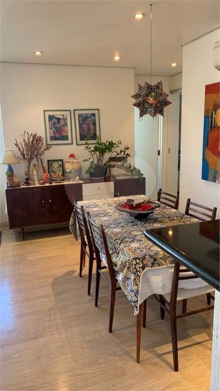 APARTAMENTO À VENDA NO ALTO DA LAPA