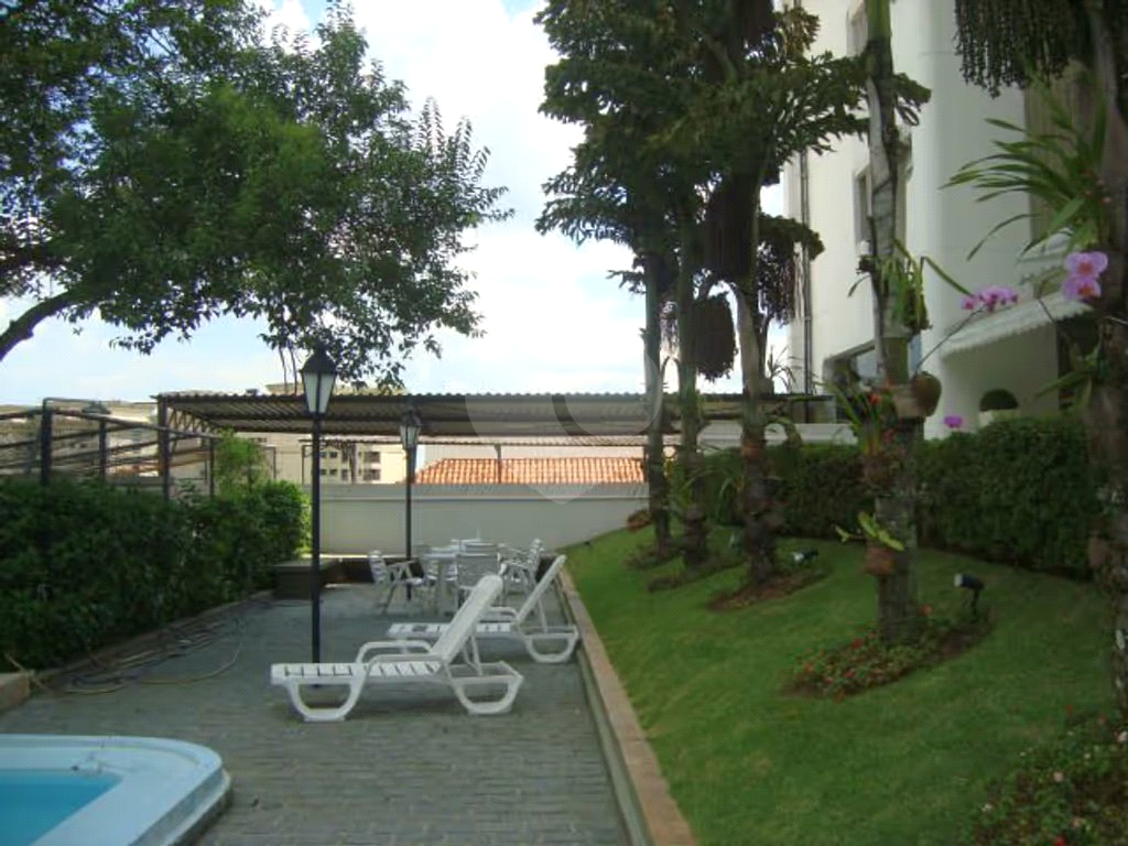 APARTAMENTO À VENDA NO ALTO DA LAPA