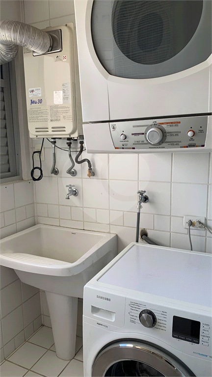 APARTAMENTO À VENDA NO ALTO DA LAPA