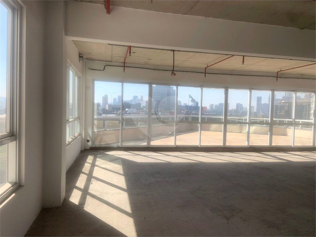 Salas Comercial ALPHAVILLE