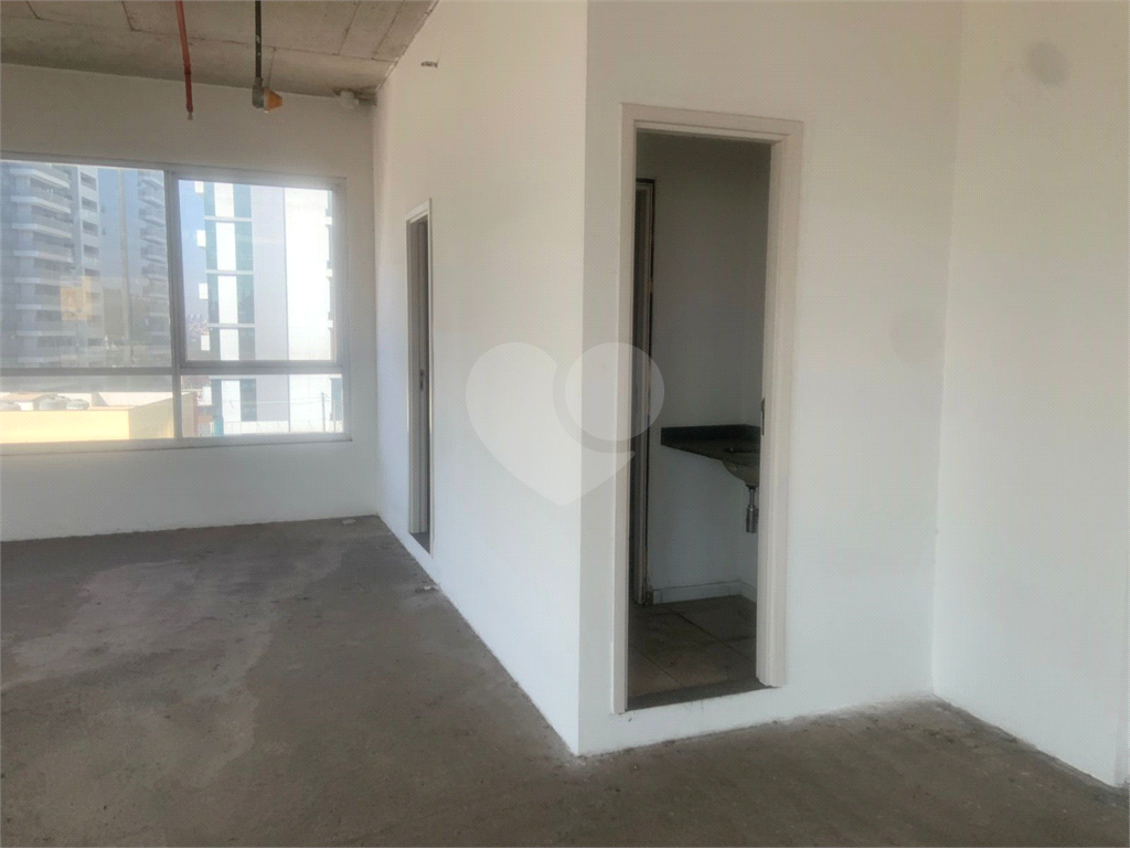 Salas Comercial ALPHAVILLE