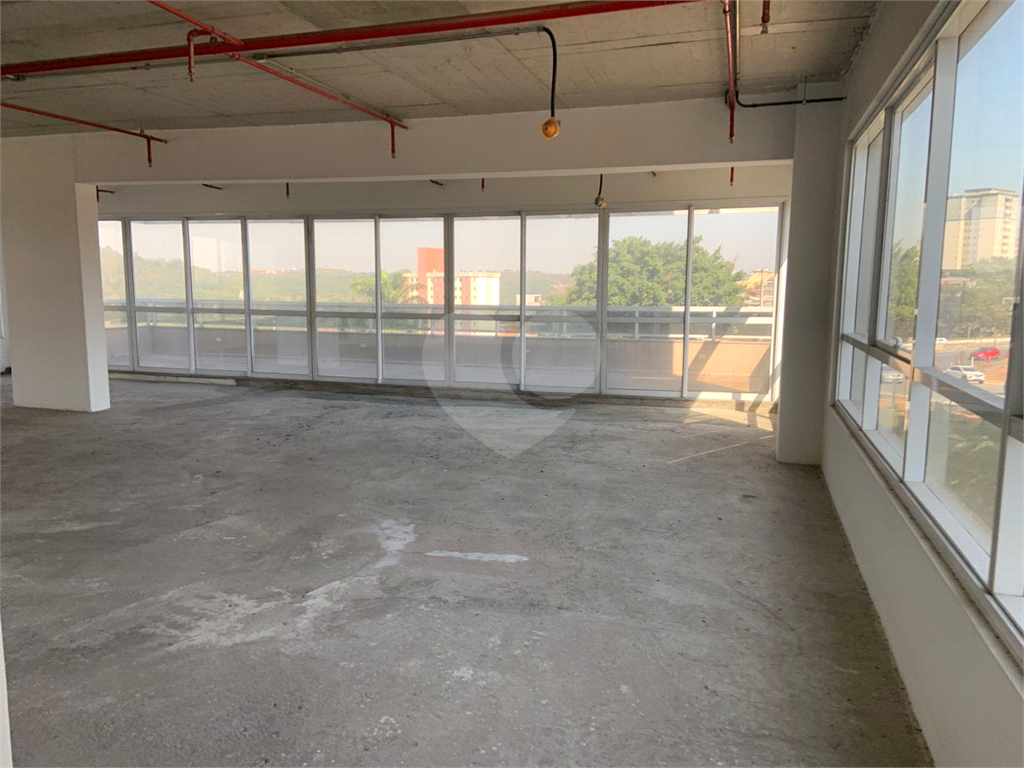 Salas Comercial ALPHAVILLE