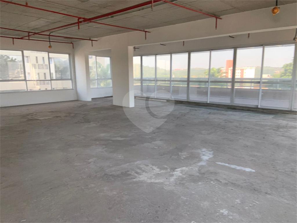 Salas Comercial ALPHAVILLE