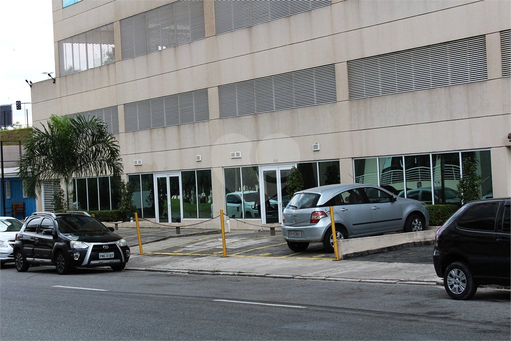 Salas Comercial ALPHAVILLE